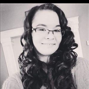 Meet your Posher, Tiara